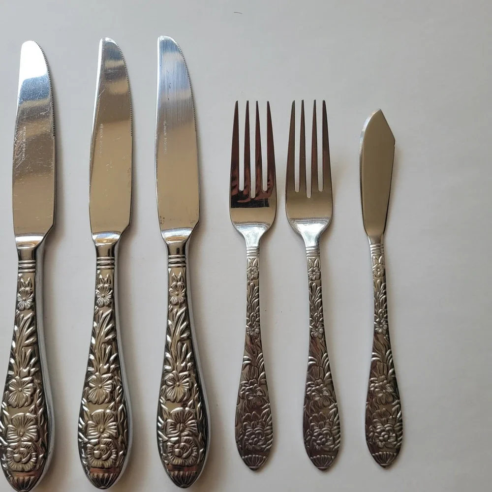 Cambridge Stainless Flatware 9 Lot Floral Fork Knife